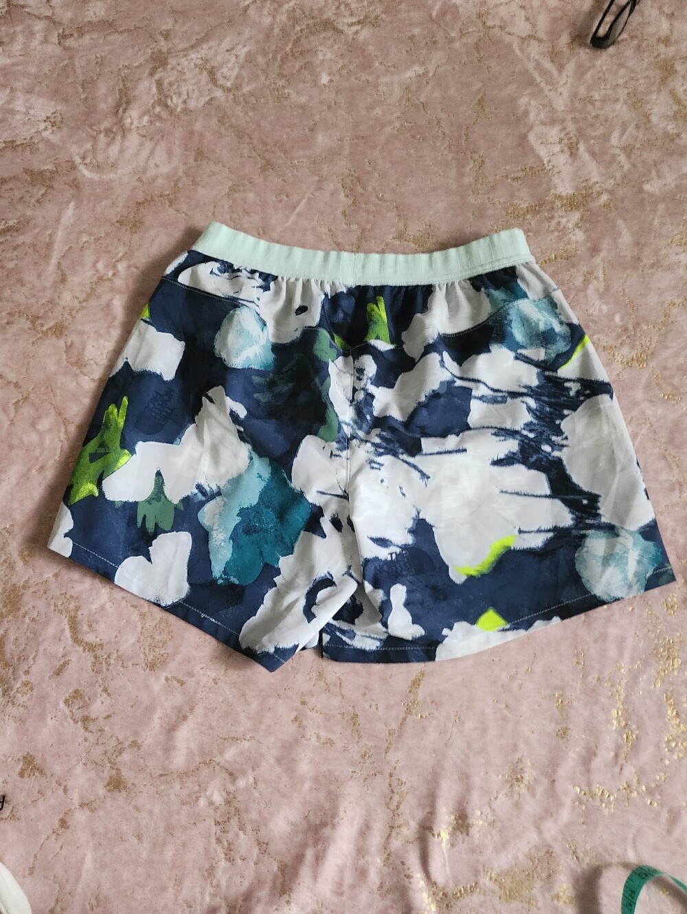 THE NORTH FACE | Floral Print Women’s Athletic Shorts - Navy & Teal